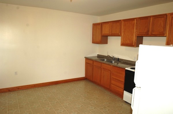 163A Kitchen 1